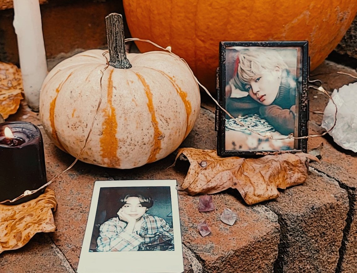 LexieNatureSoul's tweet photo. Happy birthday to our lovely Jimin!!! 
#jiminbirthday #JIMIN #JIMINDAY #HappyBirthdayJimin #HappyJIMINDay #JiminOurPride #JiminDay2023 #Jimindipity #HAPPYJIMTOBER #jiminbirthday  @BTS_twt https://t.co/RIDCDFhlX8