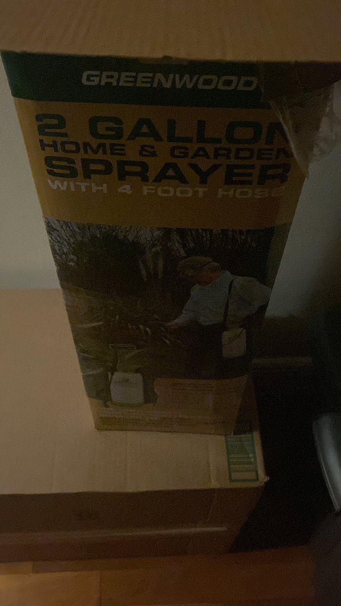 djallnight718's tweet image. Hey Growmies Can I get hell yea on this one ☝️ #Backsaver #GardenersWorld #GardeningTwitter #Growth I know your boy mad late lol 😂 #CannabisCommunity 🦾 No more bending all crazy 😜