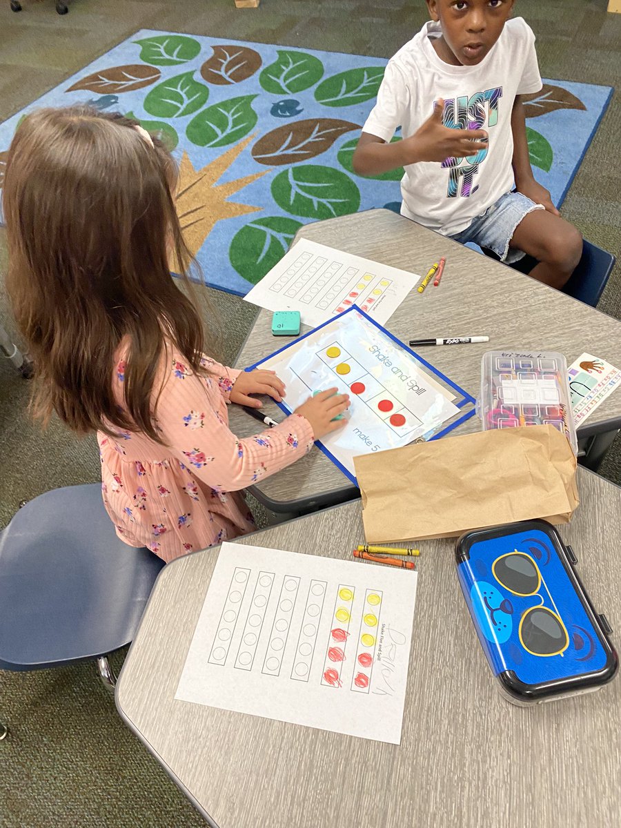 BCEMrsPerry's tweet image. Shake and Spill to make five! 🔴🟡This is where all the “magic math facts” begin! #gcisd @BearCreekElem