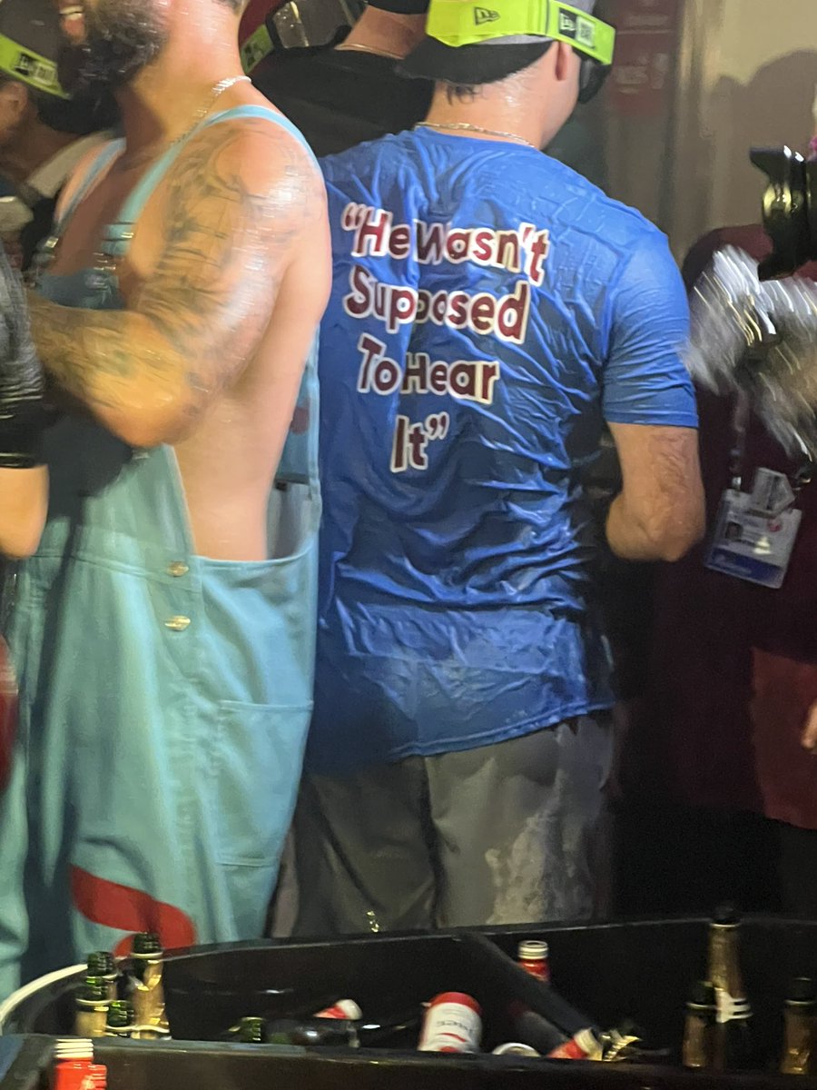 Bob_Wankel's tweet image. What a t-shirt.