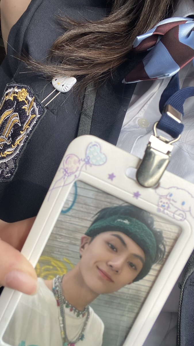 ohhmy_j's tweet photo. 드셀리스 드가자 https://t.co/omtC5SHC1Q