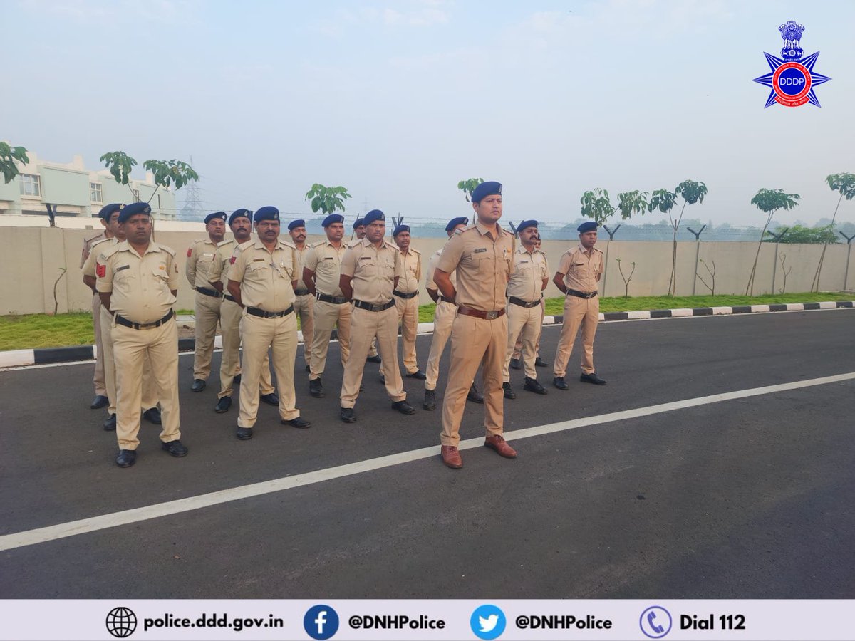 DNHPolice's tweet photo. Another inspiring Friday at PTS Saily, where dedication and discipline shine #WeeklyParade  #ServiceAndCommitment
#JanRakshanaySadevTatpar https://t.co/l1VkmJwUMm
