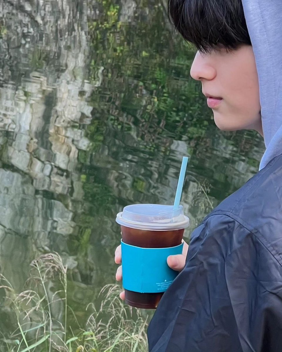 soobinparaguay's tweet photo. 📸 | IMÁGENES 

Actualización de #SOOBIN en Instagram

"Mi septiembre 

#/monthlysoobin"

🔗 https://t.co/ZKxqunies0…

#SOOBIN #수빈 #4thGenLeader #TOMORROW_X_TOGETHER     
@TXT_bighit @TXT_members

(1/2) https://t.co/i9gp6D3gAi