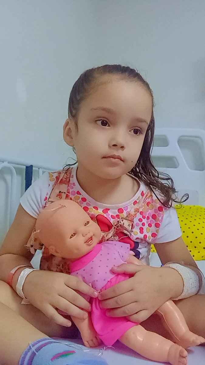 Eu sou completamente apaixonada pela minha afilhada que chega a doer🥹🩷😍