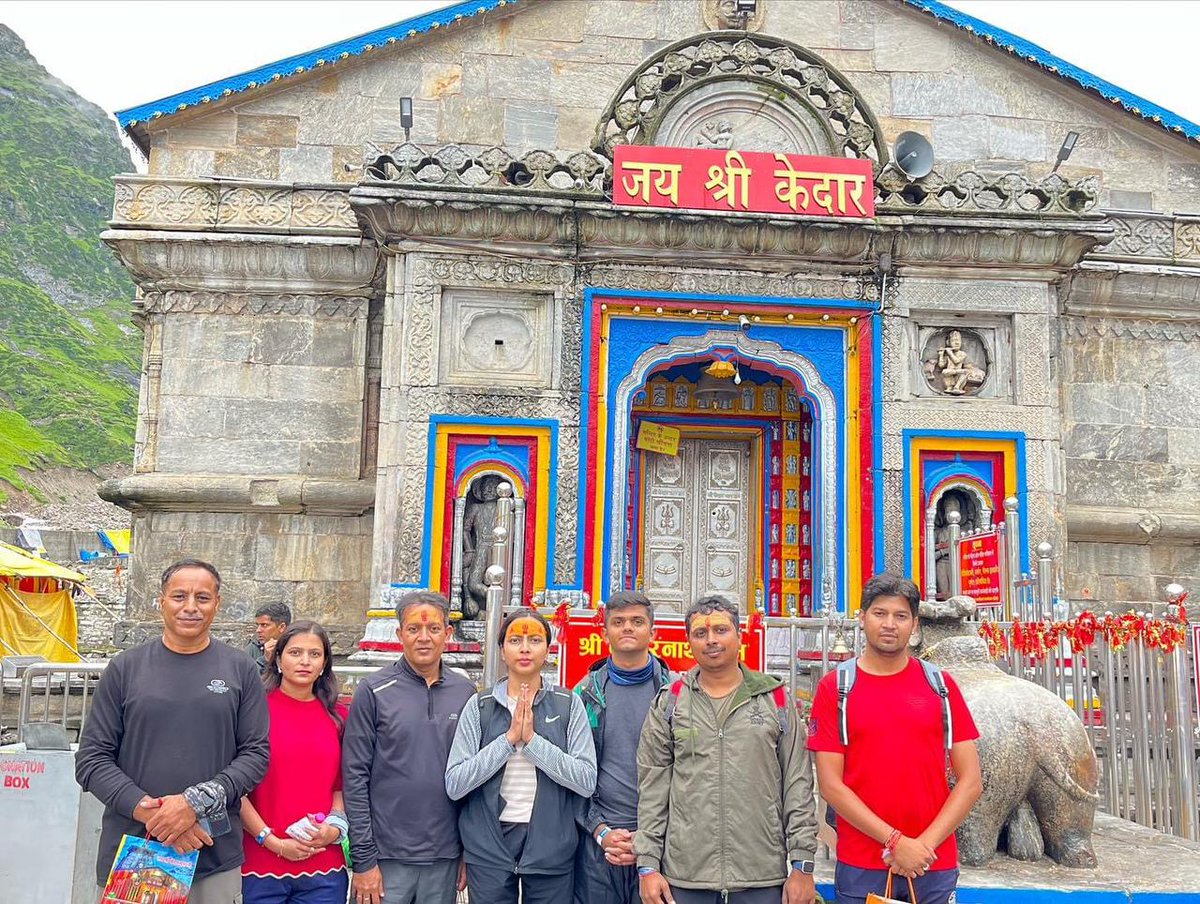 CommandoSchool's tweet photo. Trip for Uttrakhand expedition, where we complete Flower Of Valley, Hemkund sahib, Badrinath, Kedarnath and the last was surprise for everyone Auli (the mini Switzerland). It all in 6 days, and the best part all the participants trek well and without injury. https://t.co/O21i9ycCRf