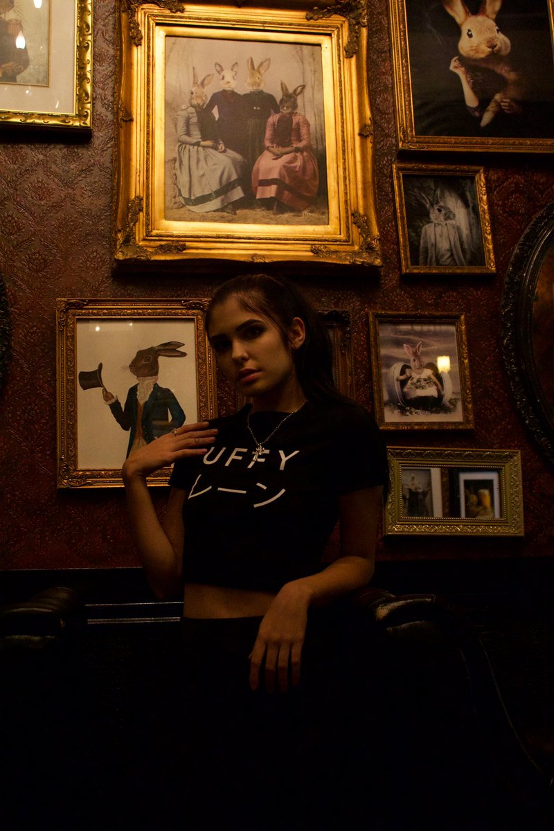 awfwul's tweet photo. 🖤🦇 https://t.co/DDbMUDvl3R