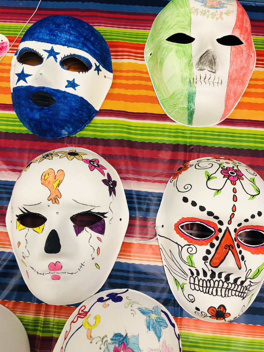 Liz7780's tweet photo. “It is through art that we will prevail and endure. It lives on after us and defines us as a people.” – Rita Moreno  
🔶Rickards held a beautiful night full of art, dance, crafts, &amp; delicious food to celebrate Hispanic Heritage!🔶 @Rickards_JEG @JRickardsMiddle @RolleRosheika https://t.co/oVRyhYVKnp