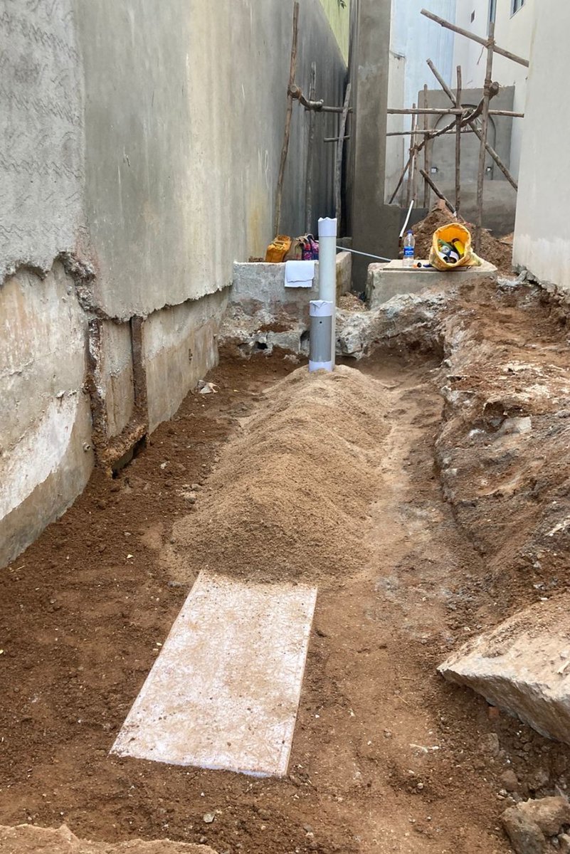 kalpana_designs's tweet photo. Enabling a 10 L Rainwater potential site to go zero discharge with Modular Rainwater harvesting on tough Rocky strata. Solving site challenges with innovative modular recharge tanks under driveways.
#ModularRWH
#Minimalmaintenance
#SpacesavingRWH
#zerodischarge
#StorageandReuse https://t.co/5Zp5IeYS2A