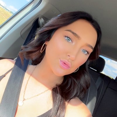 skylar4_skylar's tweet photo. #NewProfilePic https://t.co/HkM6R5FDlb
