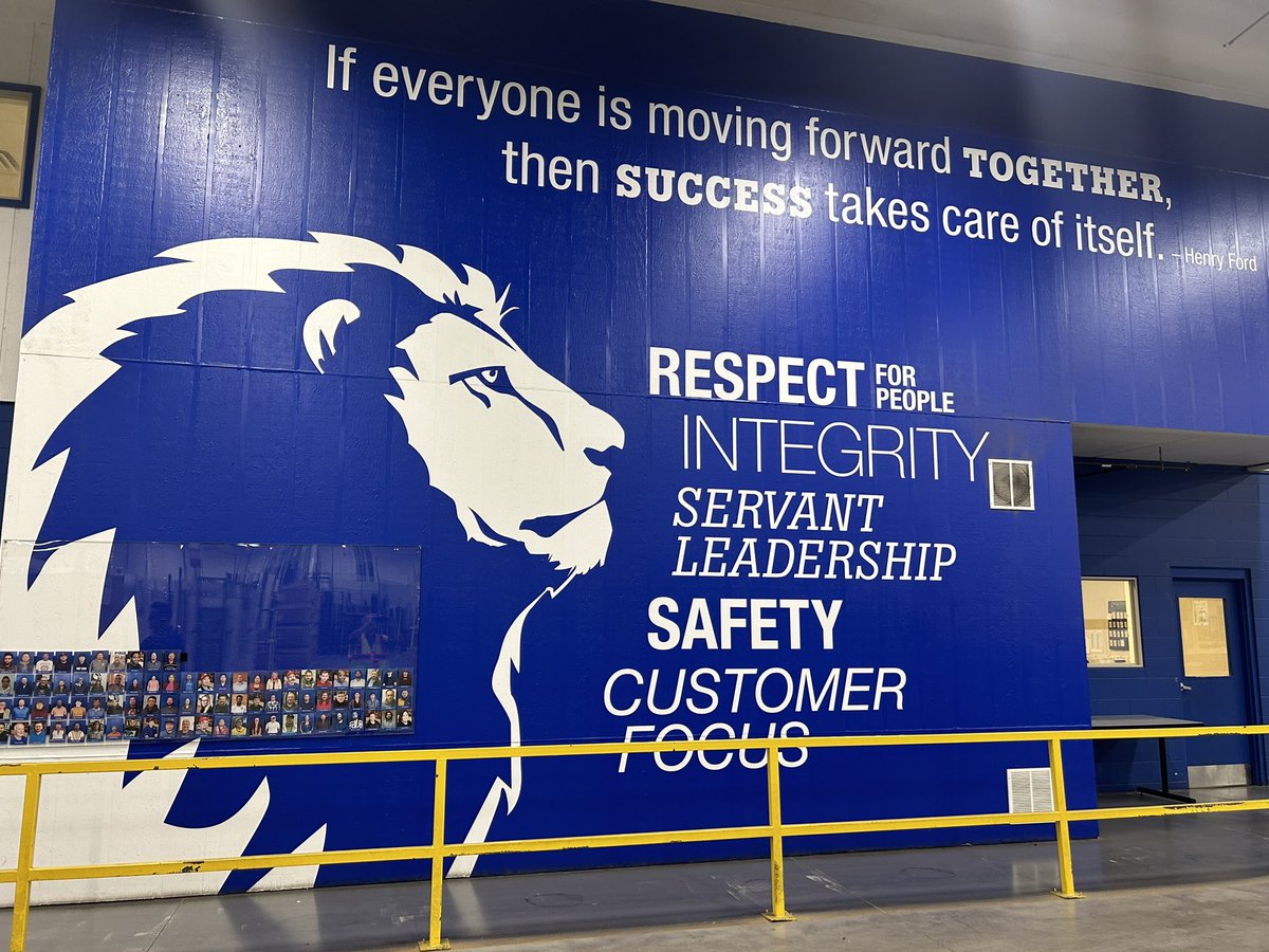 mmcdole1's tweet image. In Des Moines, Iowa with Windsor Windows &amp;amp; Doors. Their variety of products is impressive, along with their management team. #WindsorWindows