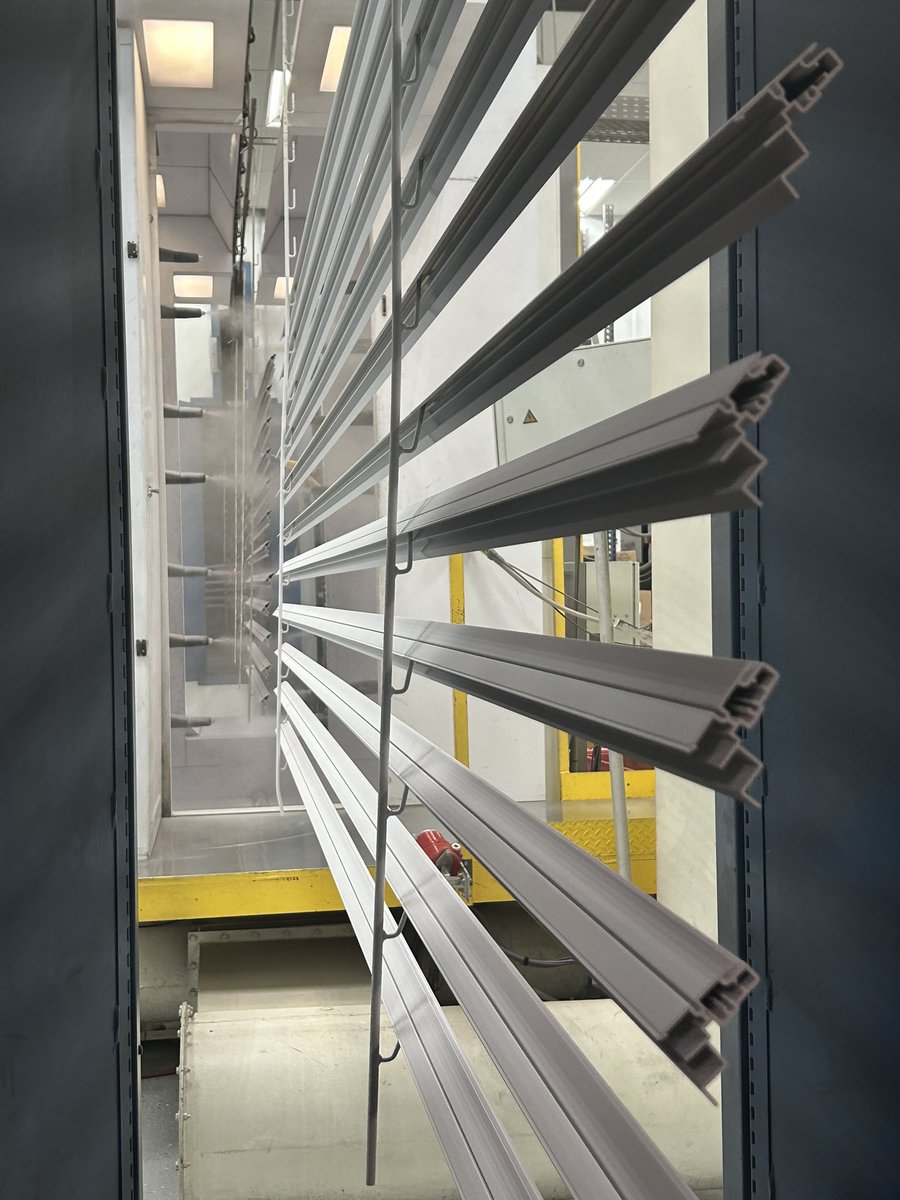 mmcdole1's tweet image. In Des Moines, Iowa with Windsor Windows &amp;amp; Doors. Their variety of products is impressive, along with their management team. #WindsorWindows