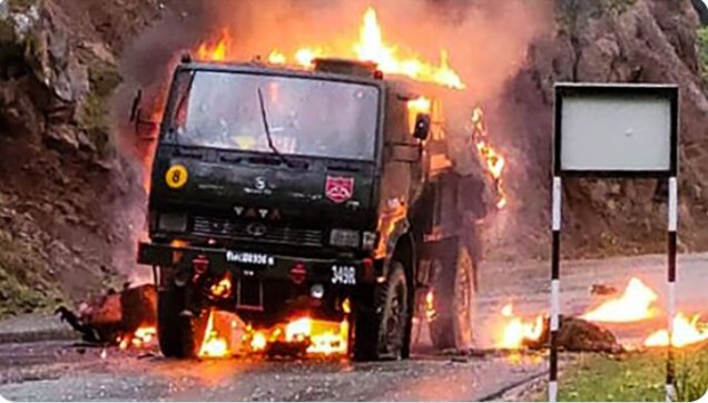 VimalSh04389406's tweet image. Let us stand with our Soldiers 
Let us stand with our Nation 
#BoycottIndoPakMatch