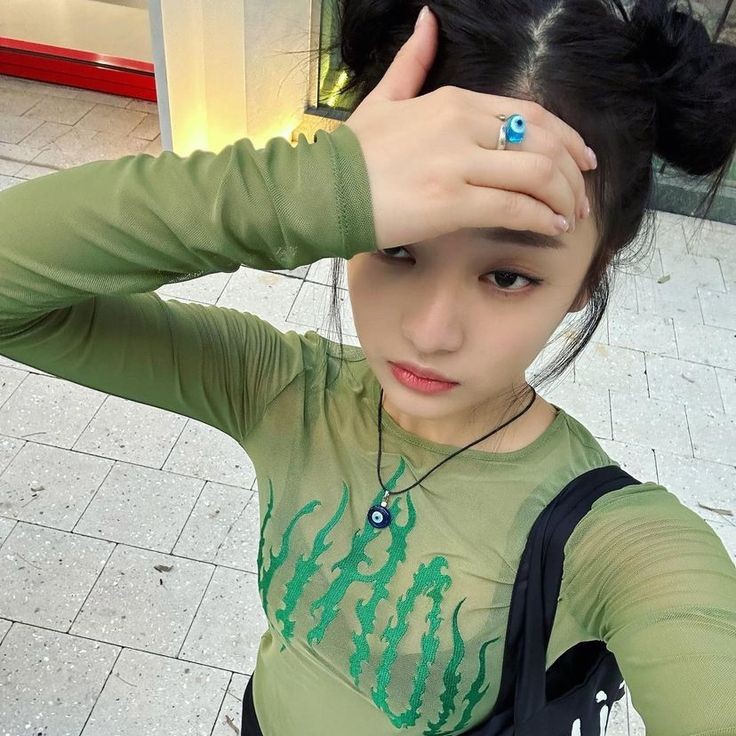 miuchnell's tweet photo. #NewProfilePic https://t.co/9f8i4Uw65V