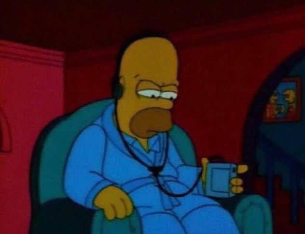 yo escuchando el álbum de Bad Bunny para ver que parte de la canción tuitear