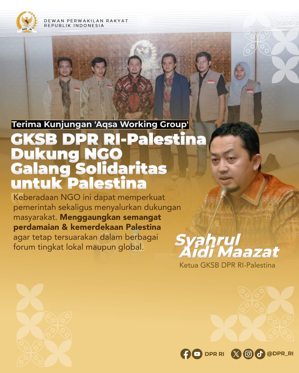 tuankurakyat's tweet photo. Setiap bangsa berhak atas kemerdekaan dan bebas dari penjajahan❗

Usaha yg dilakukan #Palestina demi memperjuangkan hak kemerdekaan adalah keputusan yg rasional.

#GKSB DPR RI mengapresiasi dan mendukung penuh kegiatan #GalangSolidaritas terhadap Palestina yg dilakukan oleh NGO. https://t.co/JGiiSan9tY