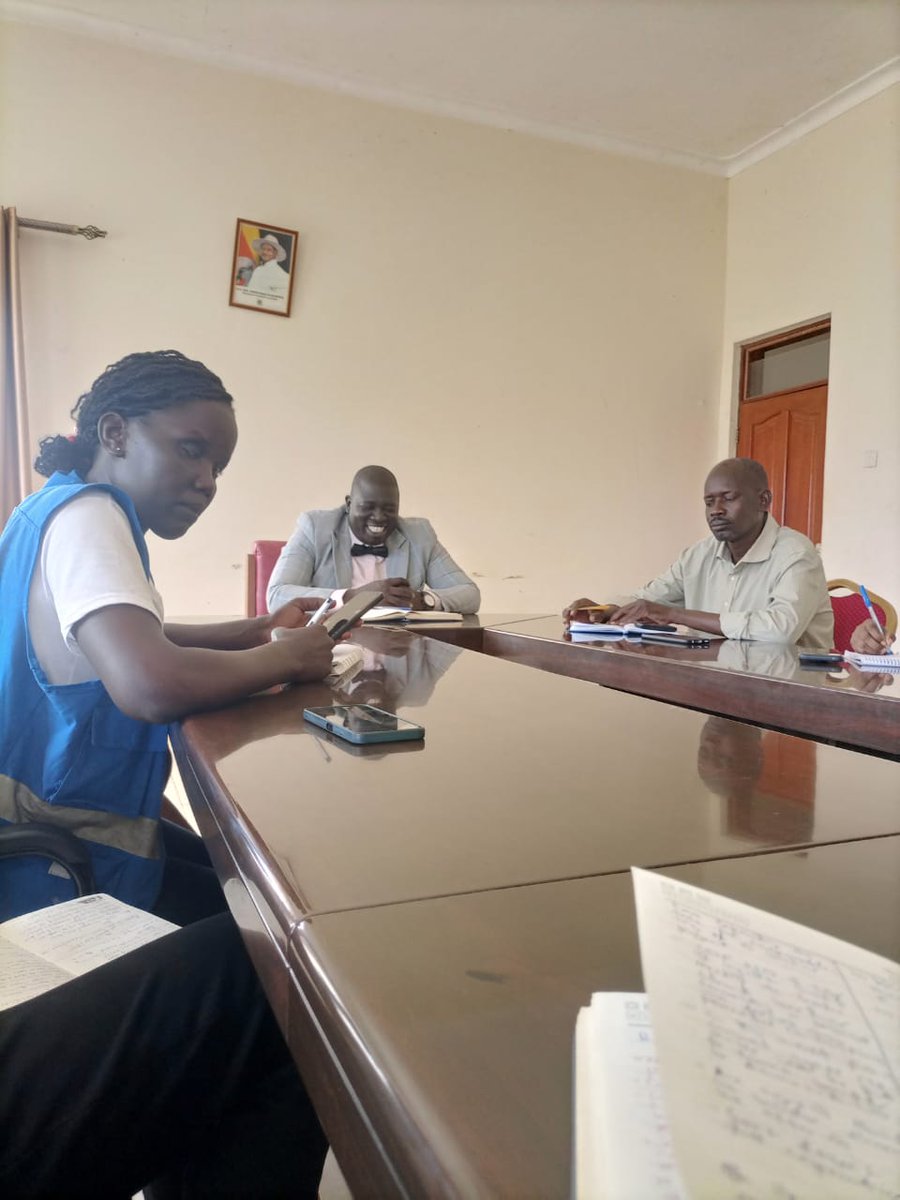 Osbornoceng's tweet photo. Yesterday, I met a consortium of development partners led by @lwfuganda and Makerere, and we had our discussion around cross-border security, livelihood, and health of the persons of concern @OyetOcen @MegafmGulu https://t.co/uXc7eNn0fD