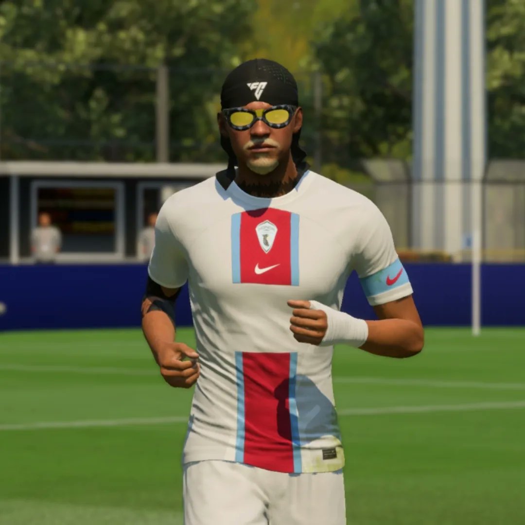 Al4NI6I's tweet photo. Nuevo juego, mismos colores, mismos compañeros, la banda de la ribera💙💪 @Juve_eSports https://t.co/hBDUl89mLe