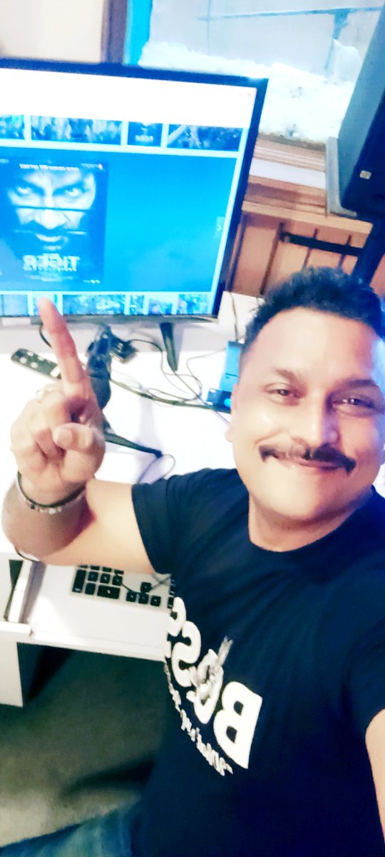 I breathe with it..eat, sleep &amp; dream with it.I love .#cinema so much .Fallen again in love with this beautiful film 
 #TigerNageswaraRao 🔥
#Hindi 💓
By amazing film director
<a href="/DirVamsee/">VAMSY</a> Sir💖
<a href="/RaviTeja_offl/">Ravi Teja</a> 🔥
<a href="/NupurSanon/">Nupur Sanon</a>😊
#HindiDubbing 
#vikasshrivastavFilmsDUBBINGCOMPANY