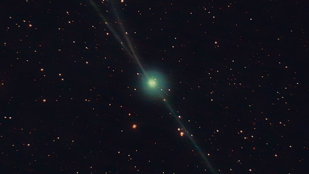 perthobs's tweet photo. 🌠 Witness the #SouthernTaurids #MeteorShower tonight!
It's best to see it around 01:00 am (AWST) and look North. You see 5-10 meteors per hour in dark sky areas
#Perth #WA #perthnews #wanews #communitynews #westernaustralia #perthevents #perthlife #perthhappenings #meteors https://t.co/v8DQIAfL3G