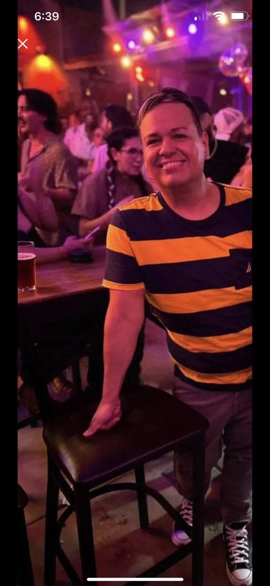 Potter1Carlos's tweet photo. Bumble bee tuna https://t.co/N2FAIkw4kz