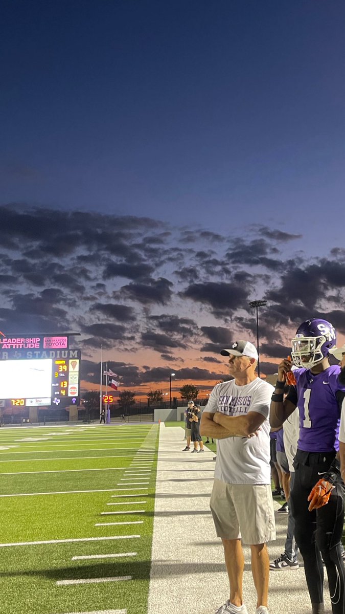 The sky says it all tonight. Two of the greatest! ⁦<a href="/jwalshrattler/">Coach John Walsh</a>⁩ ⁦<a href="/RattlerUp/">Rattler Athletics</a>⁩ ⁦<a href="/RattlersSM/">San Marcos Ratter Football</a>⁩ ⁦<a href="/HenryHarris2026/">Henry Harris</a>⁩