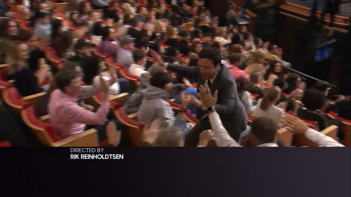 .<a href="/jimmyfallon/">Jimmy Fallon</a> is doing high-fives to the audience again!! 🫸🫷
#FallonTonight