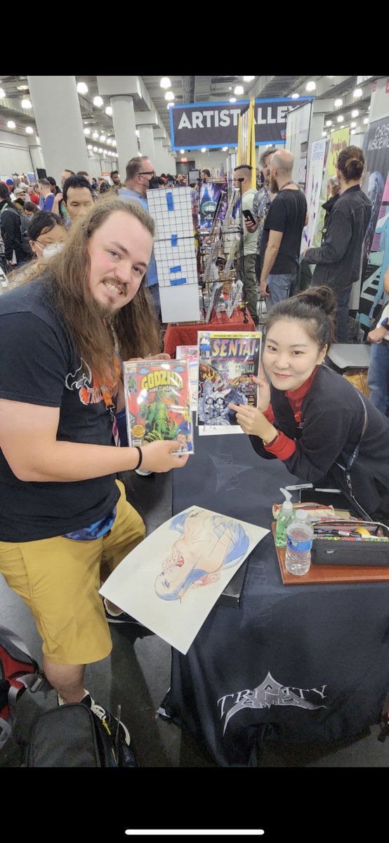 treynamo's tweet photo. Thank you @peachmomoko60  for the awesome Twins Remarque!! #NYCC2023 https://t.co/iCeouIe9fx
