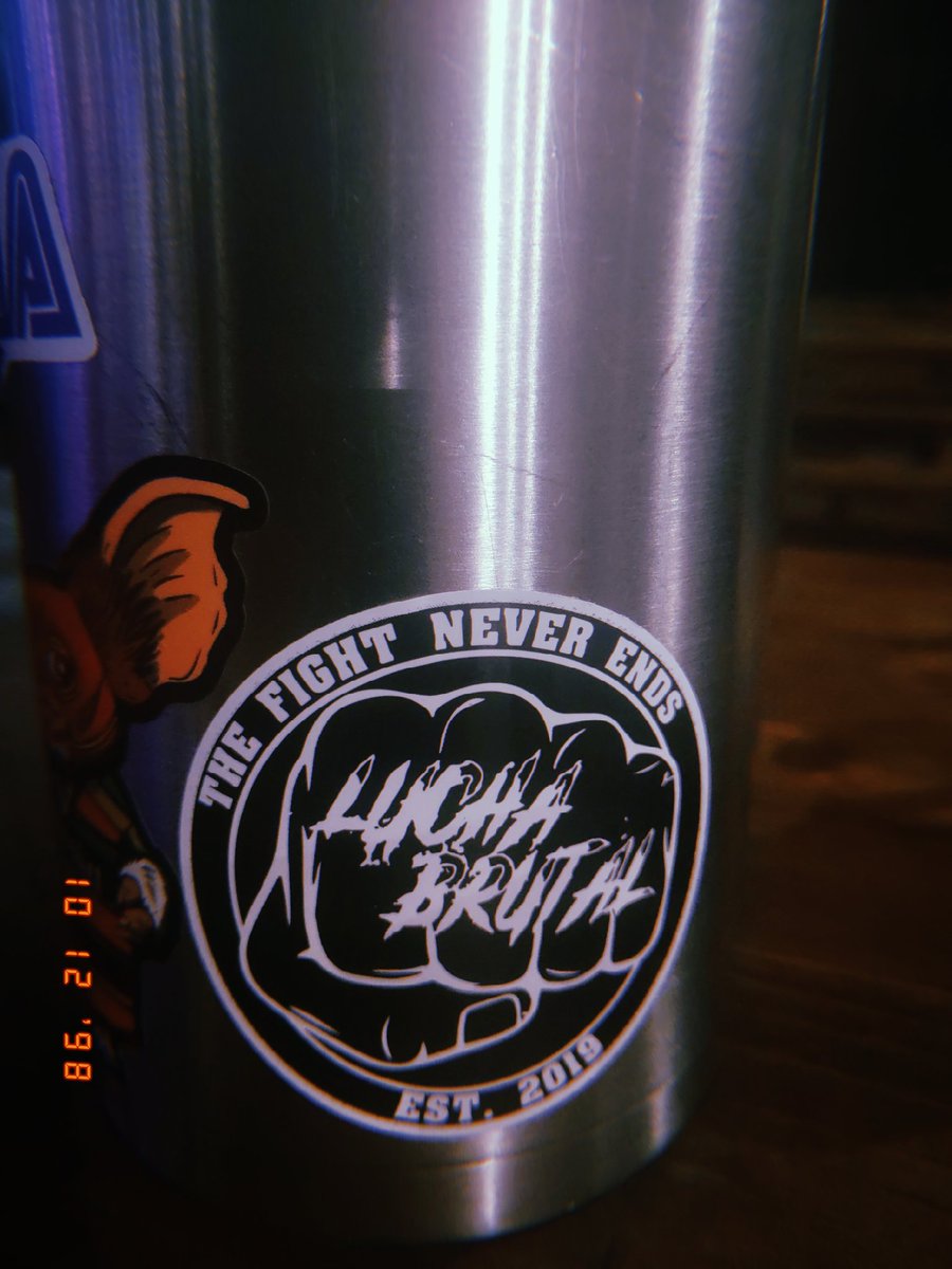 Found this <a href="/LuchaBrutal/">Lucha Brutál</a> sticker in my room so of course it makes the work thermostat.