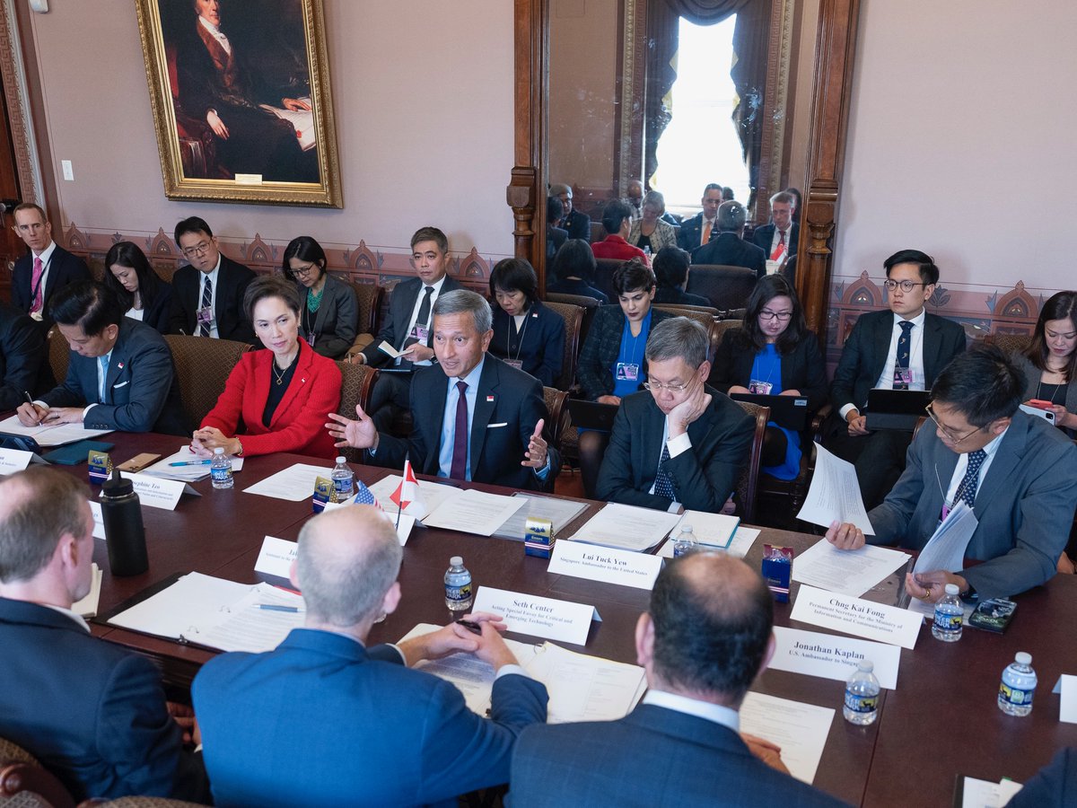 The promotion of trustworthy and responsible AI use and innovation were among issues discussed at the first US-SG Dialogue on Critical and Emerging Technology. 🇺🇸🇸🇬

📸 Official White House photo by Oliver Contreras.