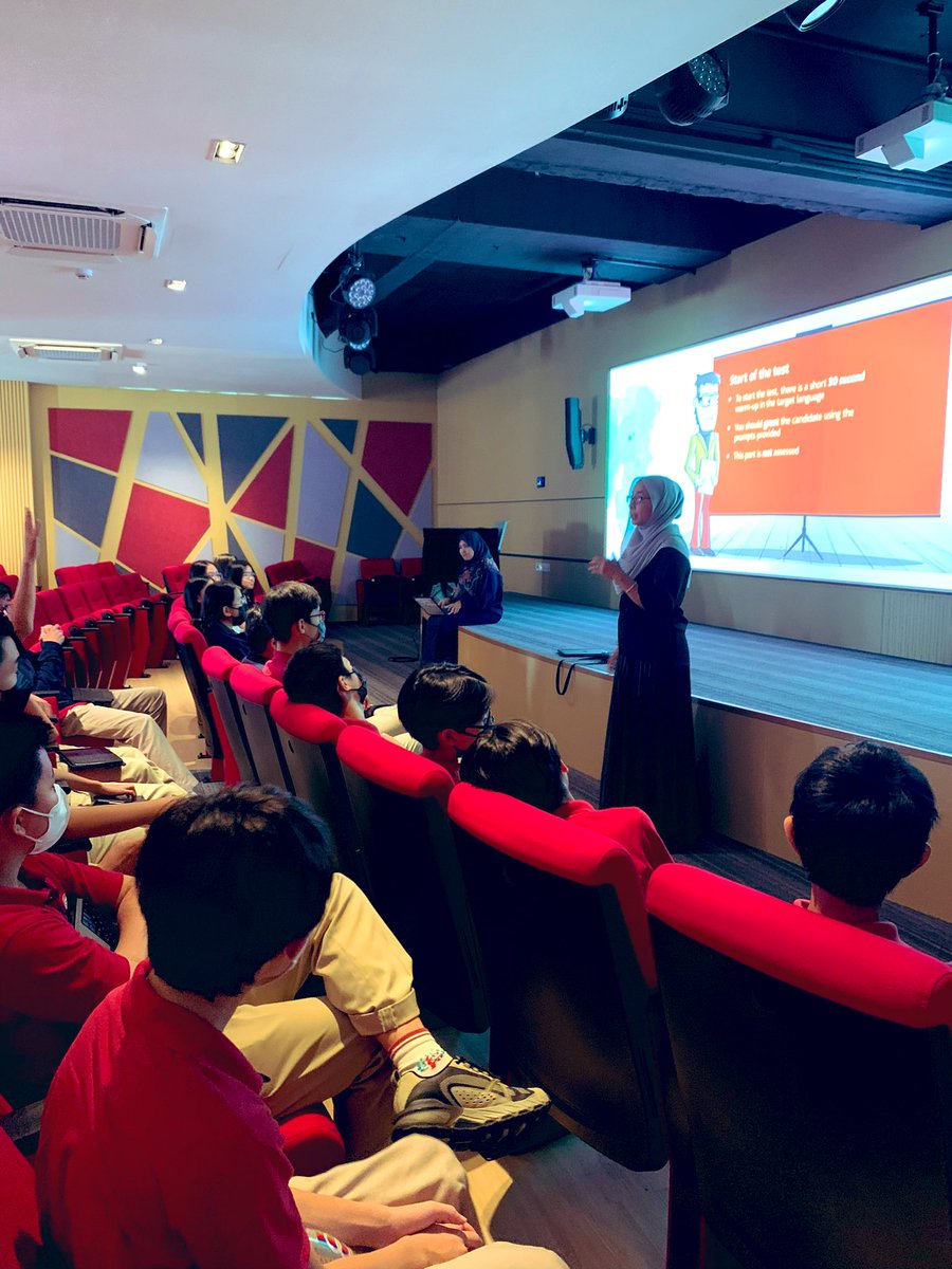 cikgu_dessy's tweet image. &quot;Students receive guidance on preparing for the IGCSE Mock Exam Speaking section. We hope they gain valuable insights and exam tips from us! 📚🗣️ #IGCSE #ExamPrep #his_learning