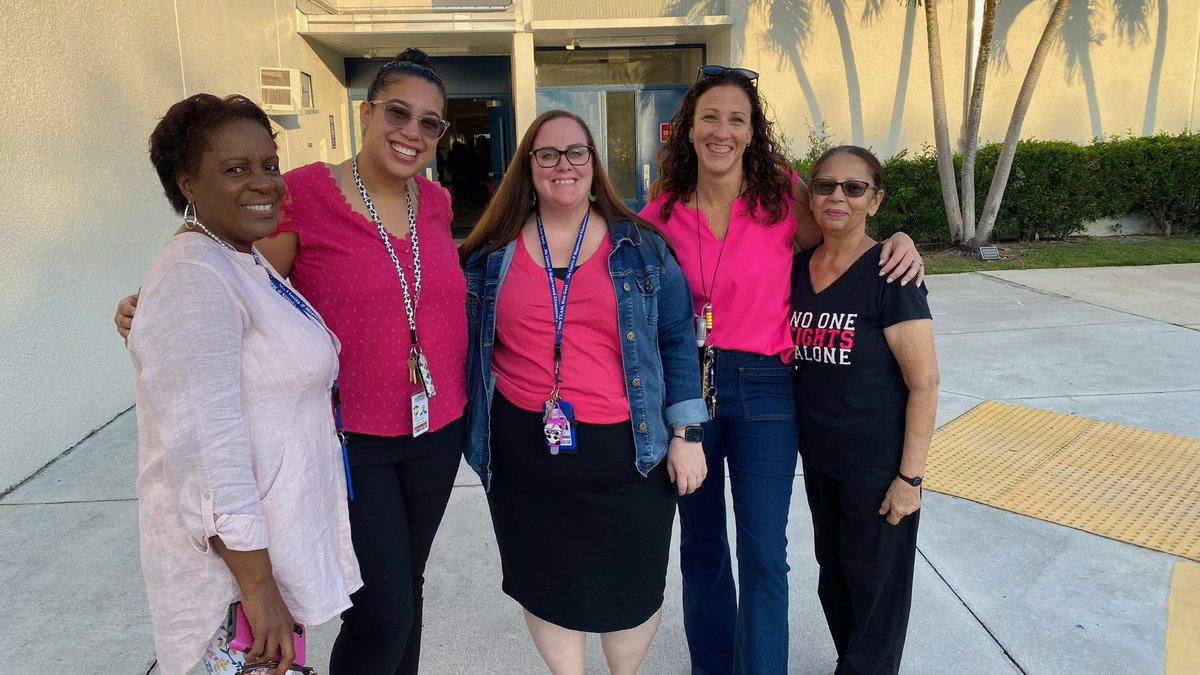 LCMS_Principal's tweet photo. Itβs Breast Cancer Awareness Month! We wear pink on Wednesdays to honor survivors, remember those lost to the disease, and to support the progress we are making together to defeat breast cancer.πππ
#StrongerTogether #MaplewoodMinded #OWLSPride #MagicalYet #growthmindset https://t.co/U1G0Vx88FD