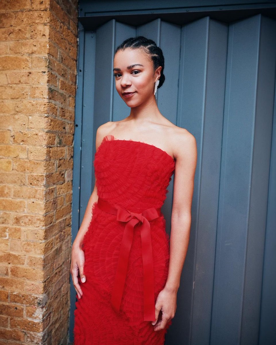 indiasarchive's tweet photo. ଘ 231013 ଓ | © Stefan Bertin
— ❝#indiaamarteifio’s look for Garrard’s ‘Wings Rising’ Tower Of London Party via Stefan Bertin!❞ https://t.co/yrN8ZKPGTJ