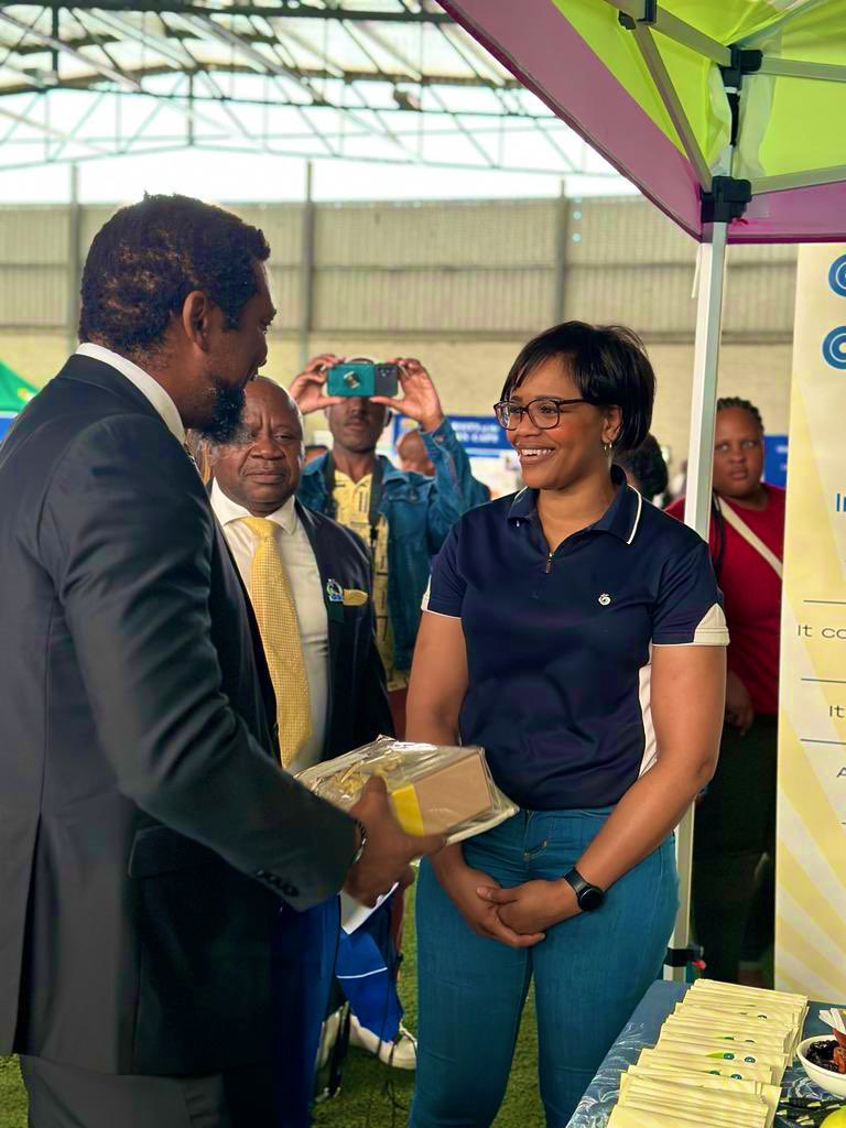 Sikikikwinana's tweet photo. Higher Education Science and Innovation | AgriSeta|AgriCareers Expo| Economic Opportunities | Paarl |Mbekweni Community Sports Centre | Deputy Minister, Buti Manamela. @ButiManamela https://t.co/fQHoIX4nfX