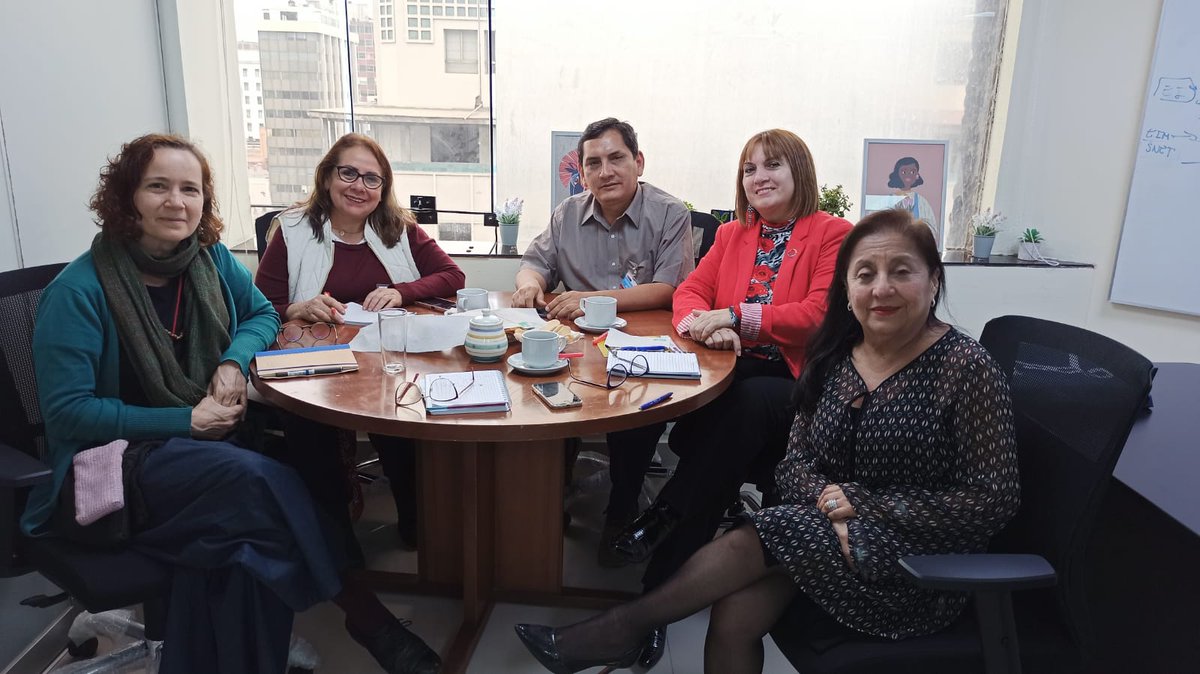 COCEMFEnacional's tweet photo. Nuestro equipo de #CooperaCOCEMFE trabaja estos días estrechamente con diferentes instituciones de #Perú coordinando acciones conjuntas a favor de las personas con #discapacidad .  @Poder_Judicial_ 
@MimpPeru 
@AccesoPJ 
@fenamudip   @CODIP https://t.co/J5q3TUGgAW