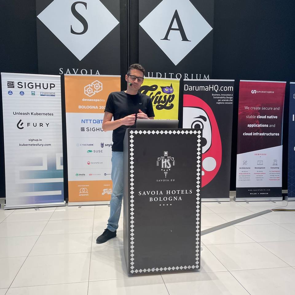 devsecopsdayit's tweet image. Dopo il coffe break, sale sul palco Giovanni  Galloro, Customer Engineer @ Google
Nell suo talk ci  mostrerà esempi pratici di come proteggere la supply chain con Tekton and Sigstore
#devsecopsday23 #DevSecOps #DevOps #Cybersecurity