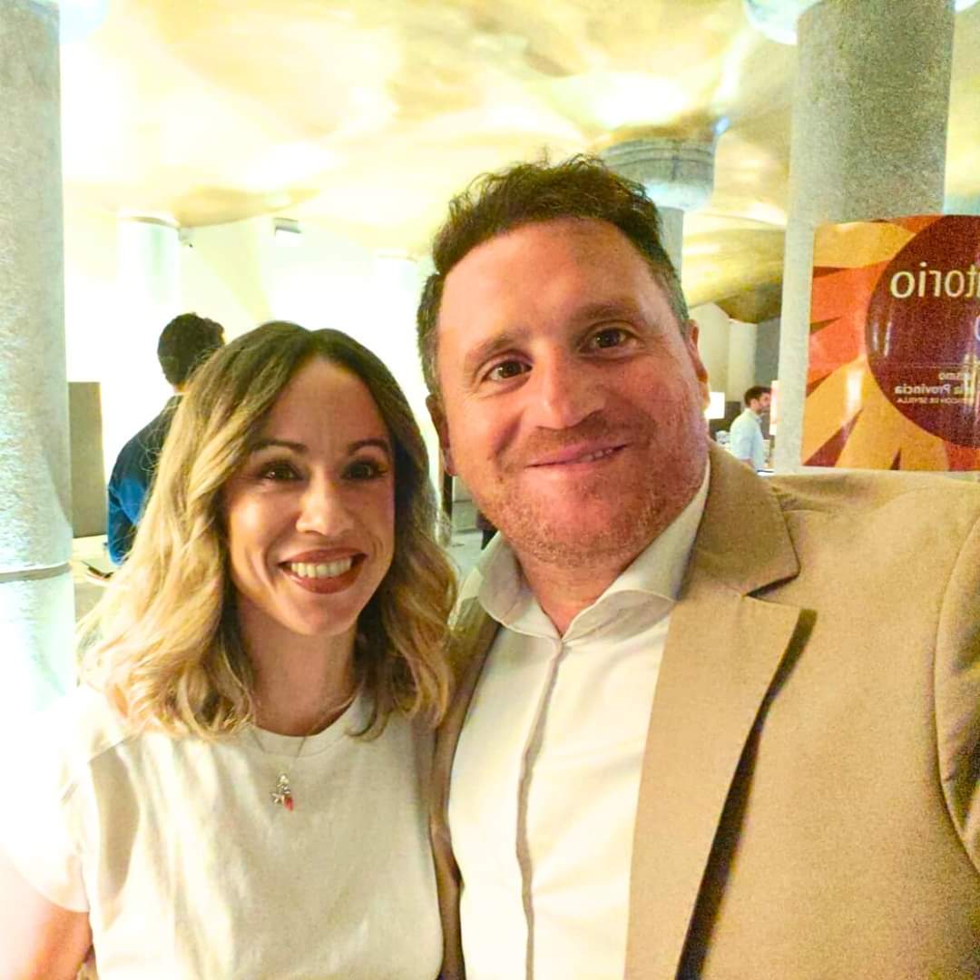 gilsanbus's tweet photo. Recientemente, GilsanBus tuvo el honor de participar en un workshop organizado por Prodetur Sevilla, celebrado en el corazón de Barcelona. Este evento estratégico nos permitió establecer conexiones significativas y compartir experiencias con colegas de la industria.

#GilsanBus https://t.co/PBTNzsVK8d