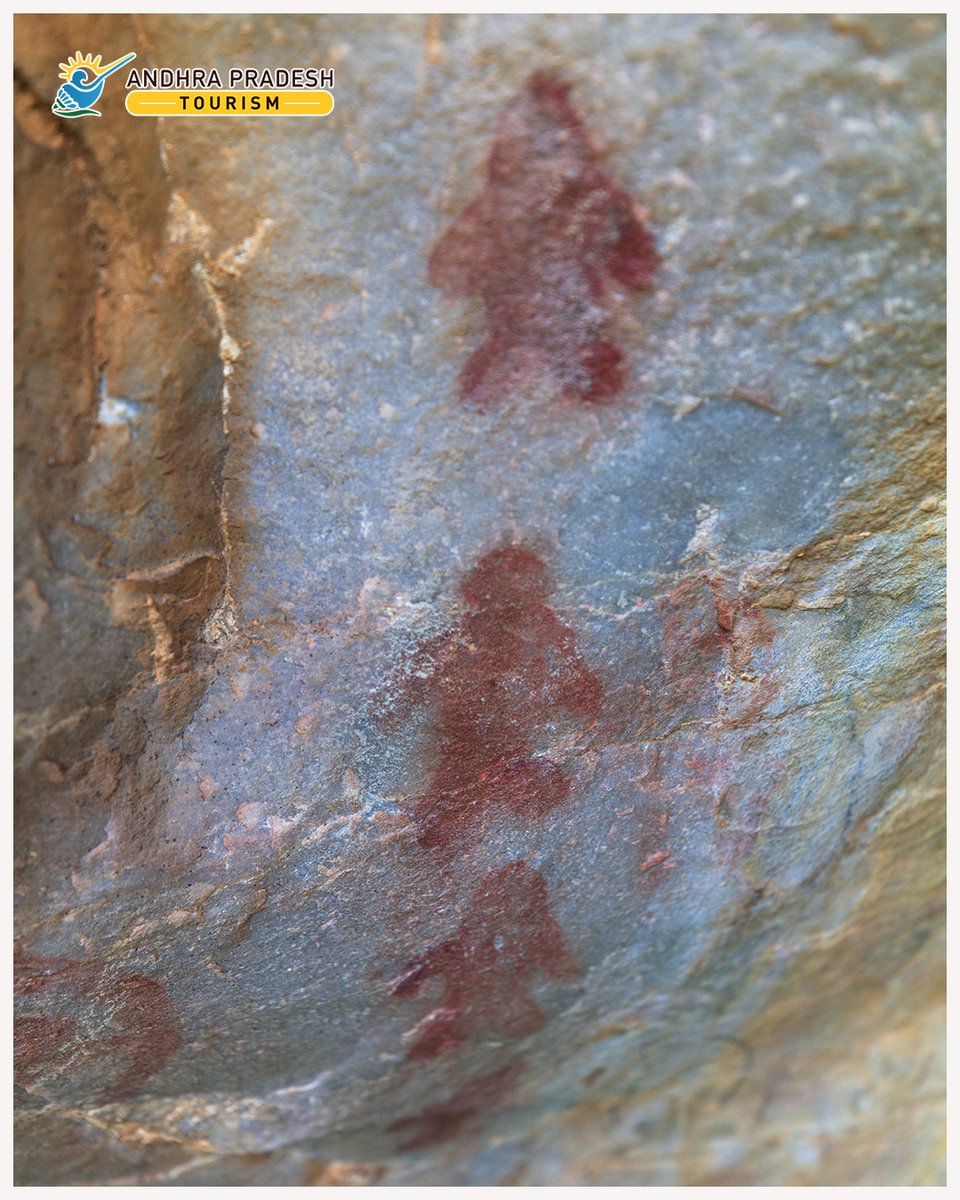 Tourism_AP's tweet photo. "Exploring the mesmerizing Ketavaram rock paintings, Kurnool Dist., Andhra Pradesh. A window into the ancient artistry and cultural richness of our ancestors! 🎨🌄 #KetavaramRockArt #AncientArtistry" 
Please follow us on Instagram for more updates:
https://t.co/ga7UBakbMq https://t.co/AVeieku1Or