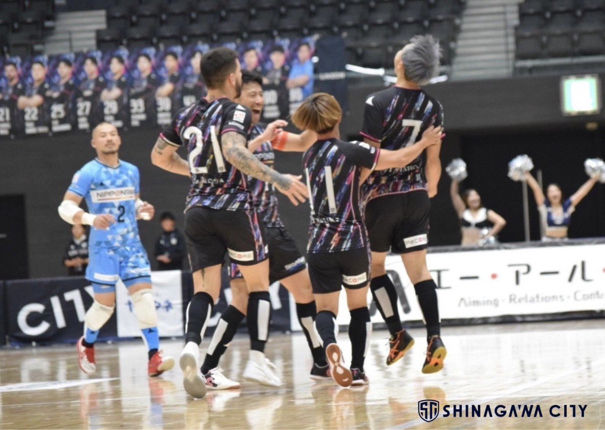shinagawacity_f's tweet photo. 【 #GAMEREPORT 】
1stピリオド終了✅
しながわ4-1北海道
2ndピリオドは18:55Kickoff⚽️ https://t.co/WZBU8oJFYe