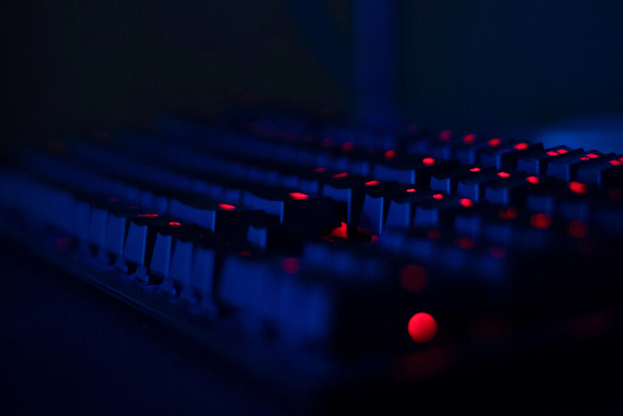 Des journalistes, politiques et chercheurs pris pour cible par le logiciel espion Predator dlvr.it/SxNcwc #Cybersécurité #Défense