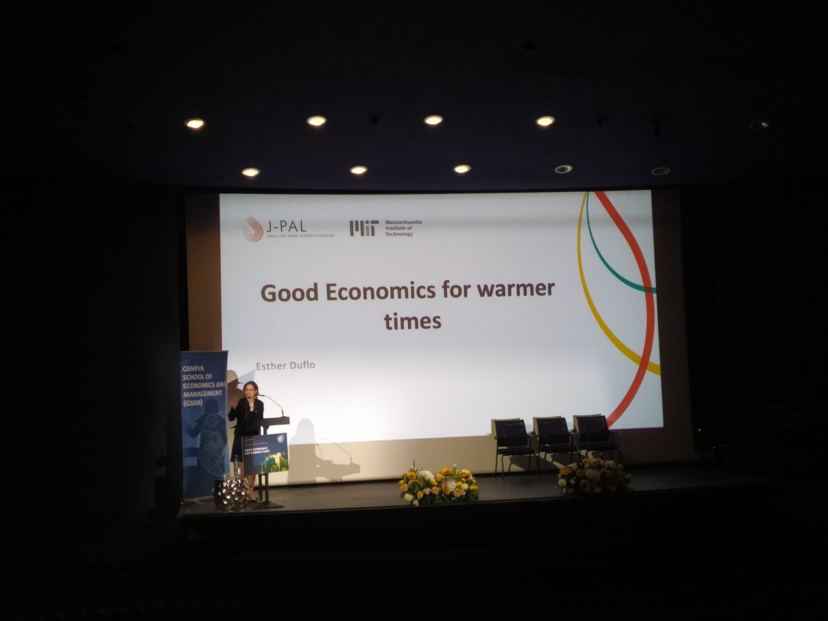 Federica Braccioli (@fede_braccioli) on Twitter photo So empowering to see Prof. Esther Duflo on stage to give the Solari Lecture 2023 at <a href="/UNIGEnews/">Université de Genève</a> last night!
Thank you <a href="/GSEM_UNIGE/">Geneva School of Economics and Management (GSEM)</a>
for the invitation!
#Econtwitter <a href="/unige_en/">UNIGE_en</a> <a href="/DufloEsther/">Esther Duflo</a> <a href="/NobelPrize/">The Nobel Prize</a> So empowering to see Prof. Esther Duflo on stage to give the Solari Lecture 2023 at <a href="/UNIGEnews/">Université de Genève</a> last night!
Thank you <a href="/GSEM_UNIGE/">Geneva School of Economics and Management (GSEM)</a>
for the invitation!
#Econtwitter <a href="/unige_en/">UNIGE_en</a> <a href="/DufloEsther/">Esther Duflo</a> <a href="/NobelPrize/">The Nobel Prize</a>