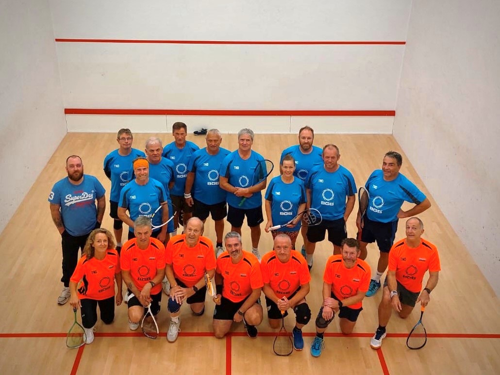We are proud to sponsor the Grantham #Squash Clubs Thursday Night Doubles team (TND). Pictured below 18 of the 30 players who play every Thursday night. #squashdoubles