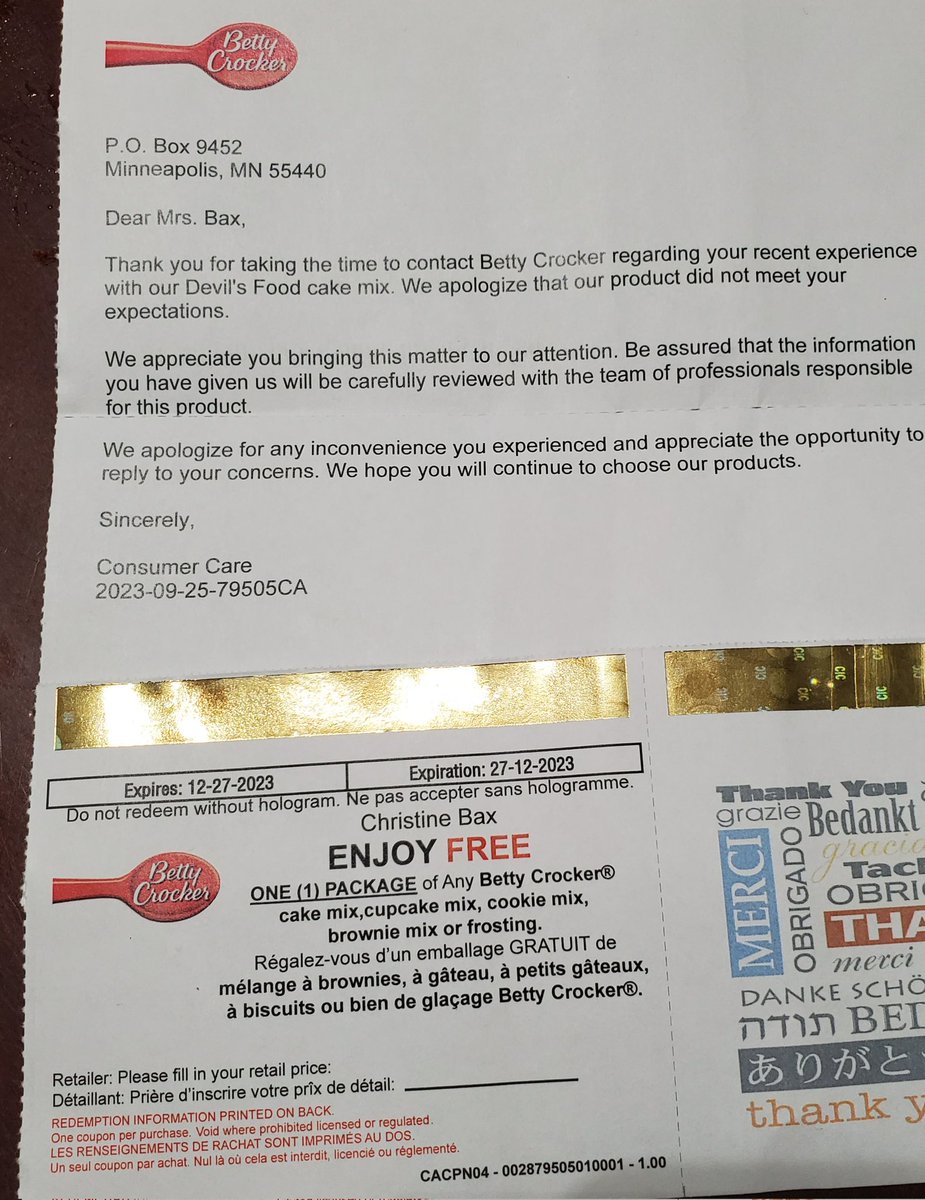 ChristineBax2's tweet photo. @GeneralMills I recently purchased a Betty Crocker cake mix to find you have decreased the amount of product.  When I complained you sent me a coupon for a new cake mix.  Just fix your product!  Hour profits of $3.4 billion can handle it. https://t.co/s3MBdXNLFn