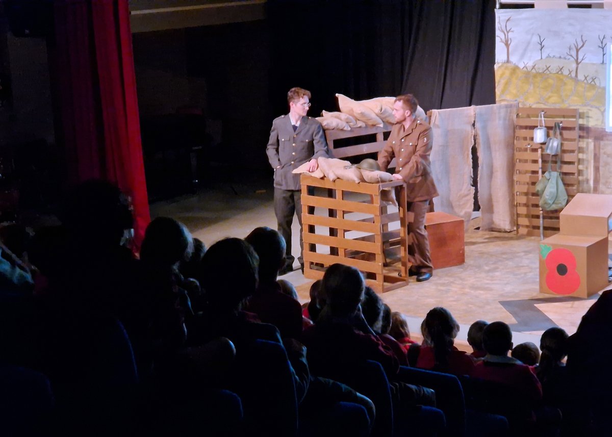 hobgoblintc_'s tweet photo. A fortnight tomorrow we’re performing “The Last Post” at @ArchwayHorley Will YOU be there? This 60 minute family-friendly WW1 play's a lovely story that will engage everyone from 7 to 107 years of age. Perfect show to prompt family chat on Remembrance. Tix from the Archway. https://t.co/WPyuVxOc3q