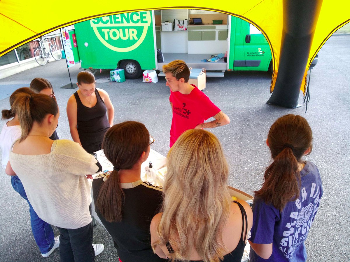 C'est parti pour la grande fête de la science à Saint-Gaudens !

Aujourd'hui au lycée de Bagatelle avec @GrottesArcheo. Lancement en présence de Jean-Yves Duclos, maire de la ville.

Et demain toute la journée sur le village des sciences dans le cloître de la collégiale.
#FDS2023