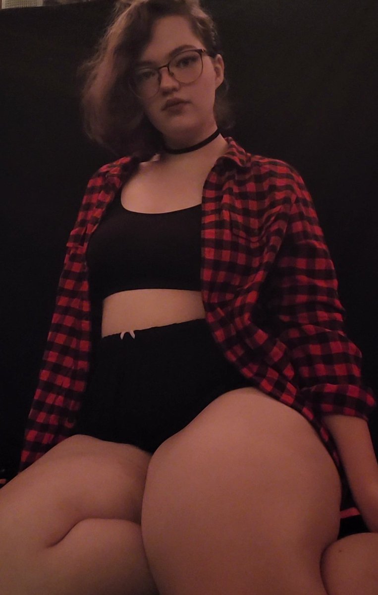 theonyxrose99's tweet photo. Really need some money so I'm opening customs starting at $20, dm for details!
#selling_content #nsfw #onlyfans #onlyfanspromo #nsfwtw
#nudes #custom_content #chubby https://t.co/dv7g3RHepk