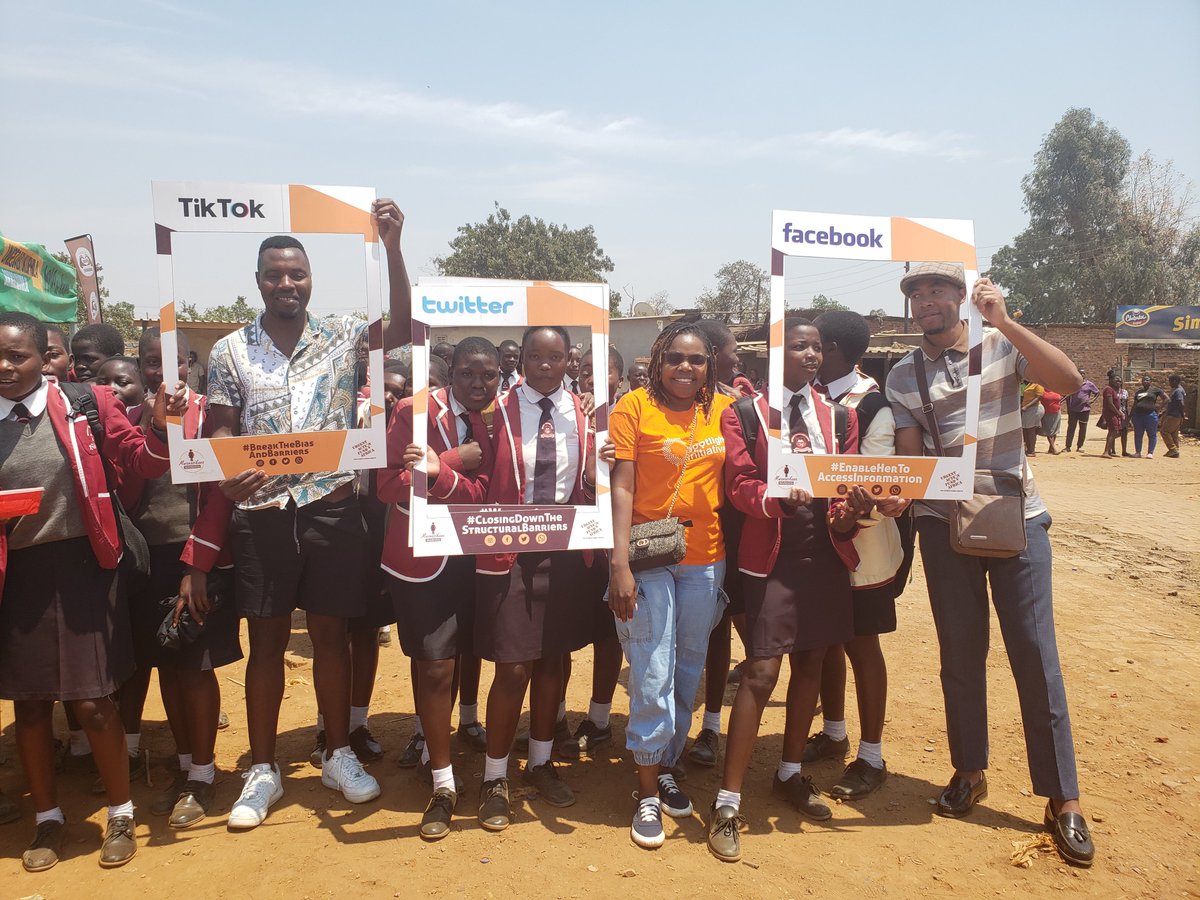 ladevzim's tweet image. Yes She Can Lead. She Has the Right to Live a Safe and Healthy Live...

 #GirlsRights #IDGC2023 #InvestinGirlsRights #DayOfTheGirl 
@MwanasikanaW @femalestudents @ShamwariyeMwana @MyAgeZim @RozariaConnects @UNFPA_Zimbabwe @unwomenzw @yadvocates_hub