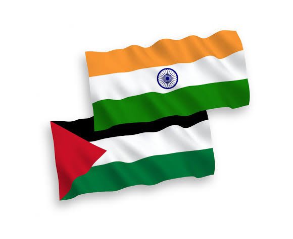 MIASHAIK's tweet photo. India was with Palestine. 
India is with Palestine.
And 
India will always remain with Palestine.

Islamophobic Hindutva mob/troll does not represent India. 

#IndiaWithPalestine
#FreePalastine https://t.co/o0cWmsOrvj