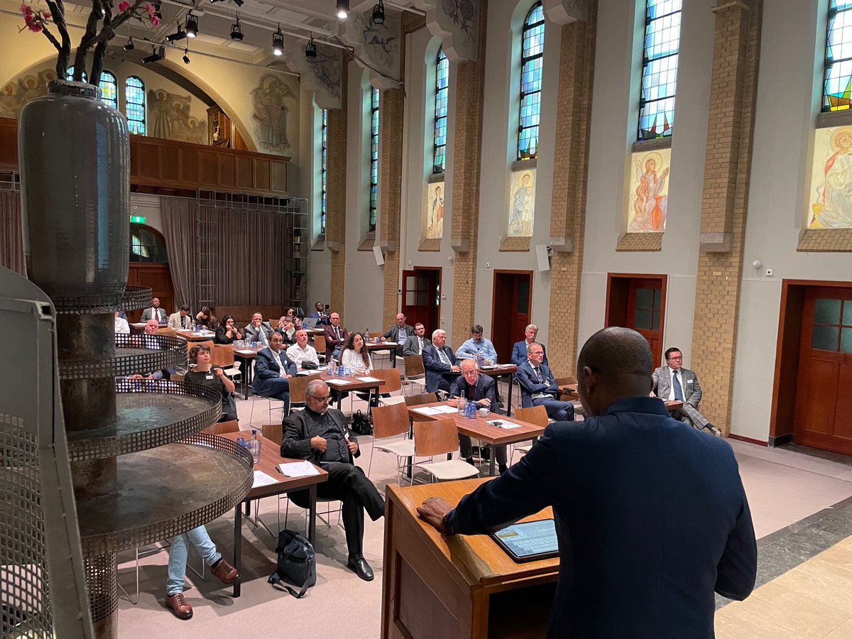 jaschippers's tweet image. Roger Muaka Muaka, senator uit Congo, spreekt op Internationale Conferentie @SGPInt