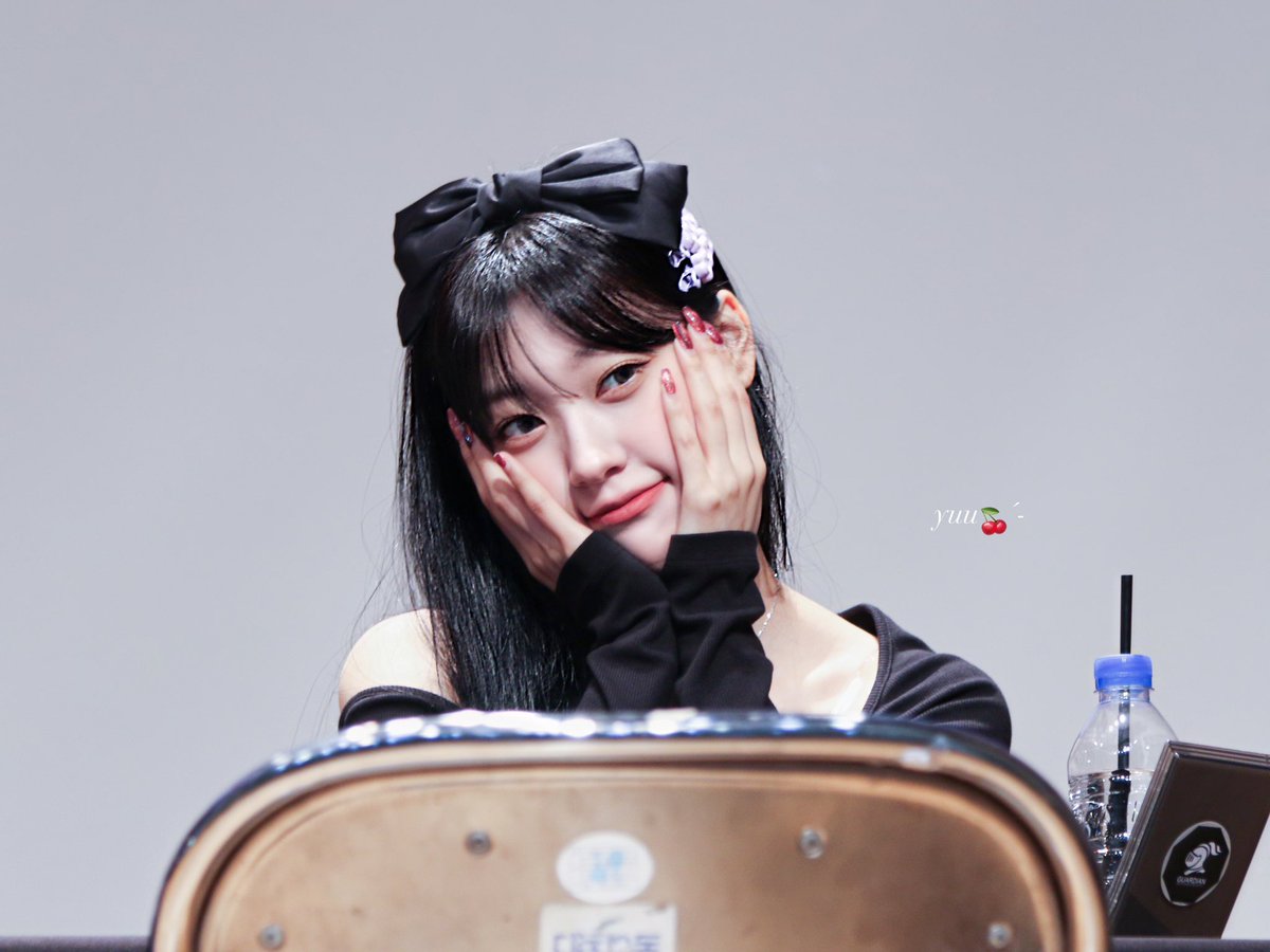 _choerrychan's tweet photo. 231008 아르테미스 팬싸

귀여움의 천재🐈‍⬛🪄🖤ྀི

#ARTMS #아르테미스
#최리 #Choerry #チェリ https://t.co/6vVe0BWfwV