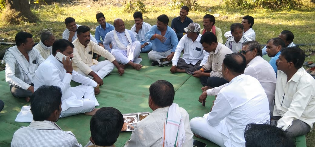sandeepiyc13's tweet photo. गैरतगंज ब्लॉक में माबलखोह मंदिर पर #मालवीय #समाज की बैठक में शामिल होकर समाजिक बंधुओं से विभिन्न विषयों पर चर्चा की गई।

साँची विधानसभा क्षेत्र - 142
#sandeepmalviya #sanchi #raisen https://t.co/a39wH6WMQF